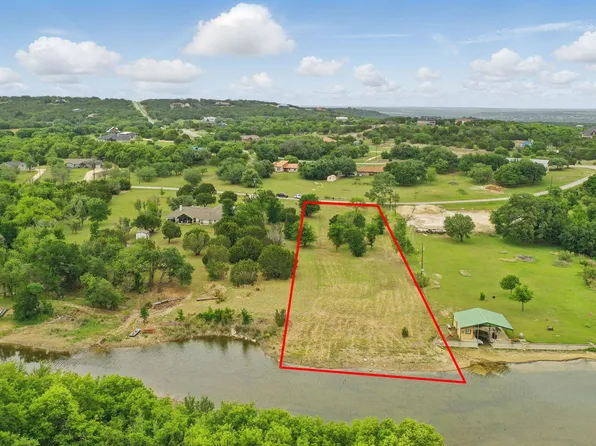 Peninsula Bluff Dl, Bluff Dale, TX 76433