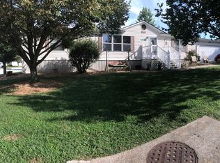 2634 S Springfield Farms Blvd, Brookline, MO 65619