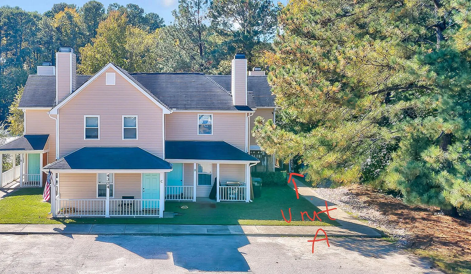 4304 Presley Ct — Photo 2