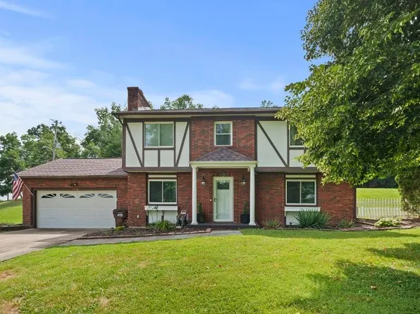 1432 Louise Dr, Ashland, KY 41102