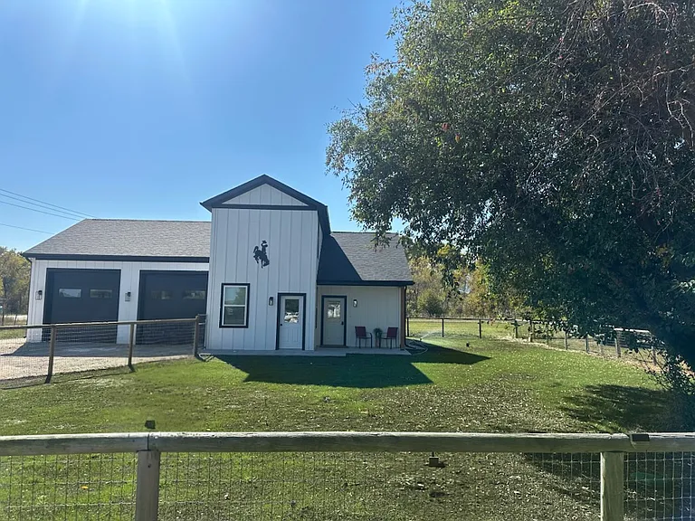 270 State Highway 335 — Photo 1