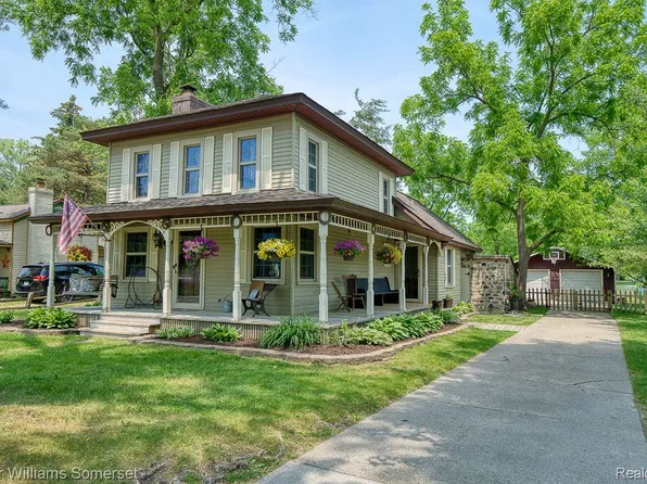 7357 West Rd, Washington, MI 48094