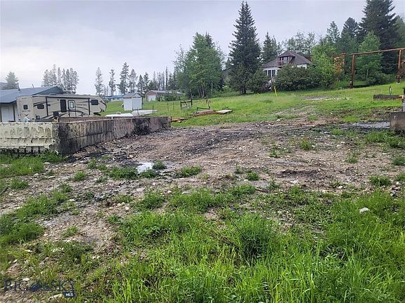 2nd image of 346 Harp Ln