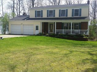 33160 Coachman Ln, Solon, OH 44139