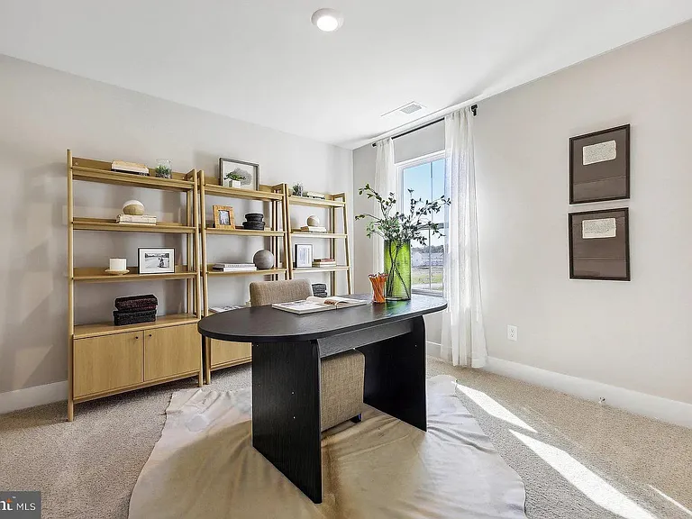 111 Charing Cross Dr — Photo 11