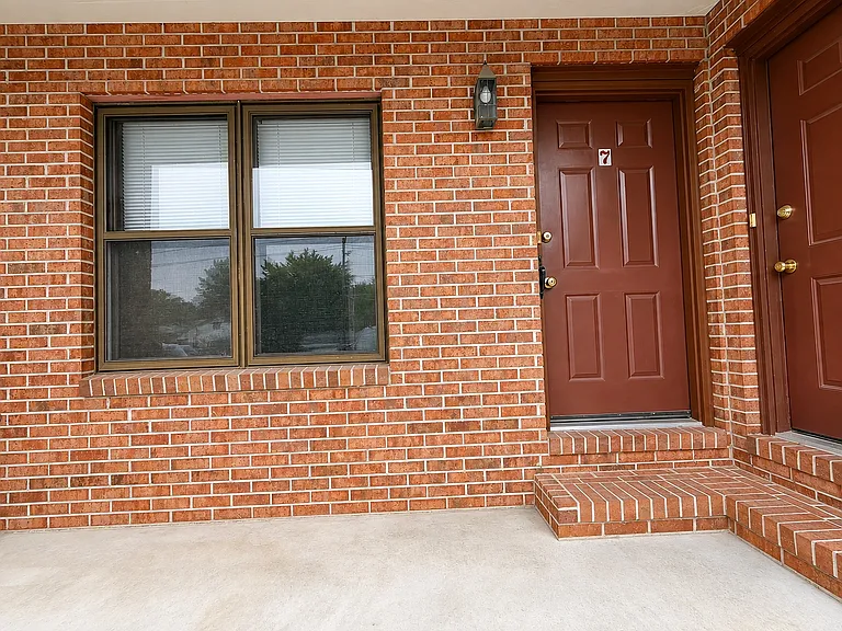 3219 Delaware St #7 — Photo 11