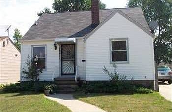 3rd image of 12621 Sobieski Ave