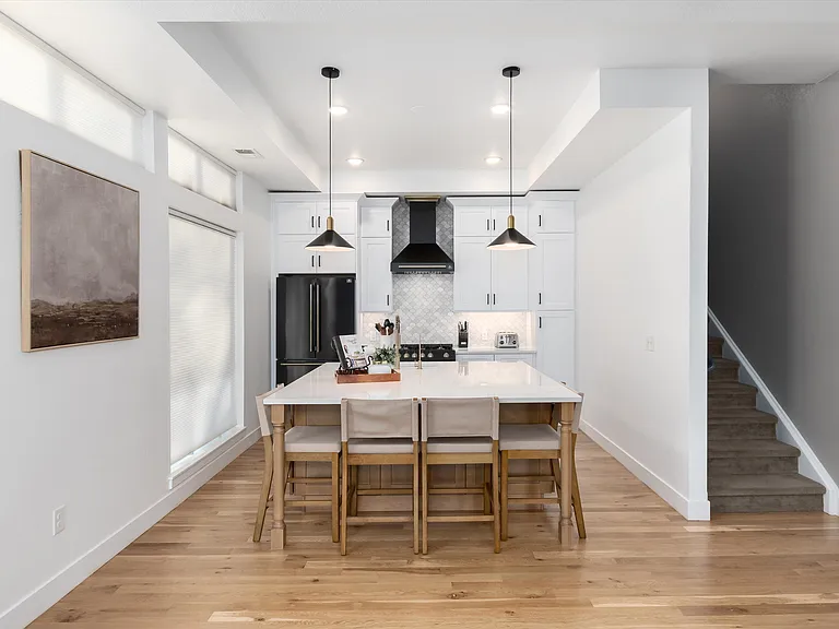 1733 Grove St #4 — Photo 7