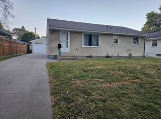 1410 26th St NW, Rochester, MN 55901