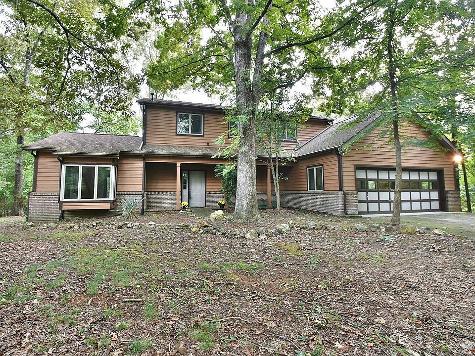 1st image of 903 Twin Coves Cir