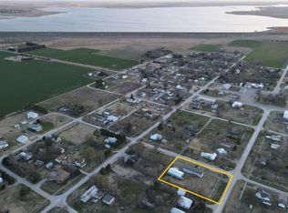 103 SE 3rd St, Kirwin, KS 67644