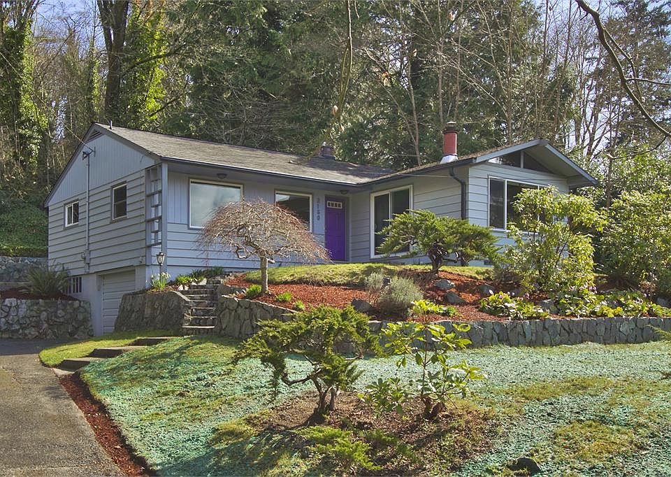 1st image of 2160 E Phinney Bay Dr