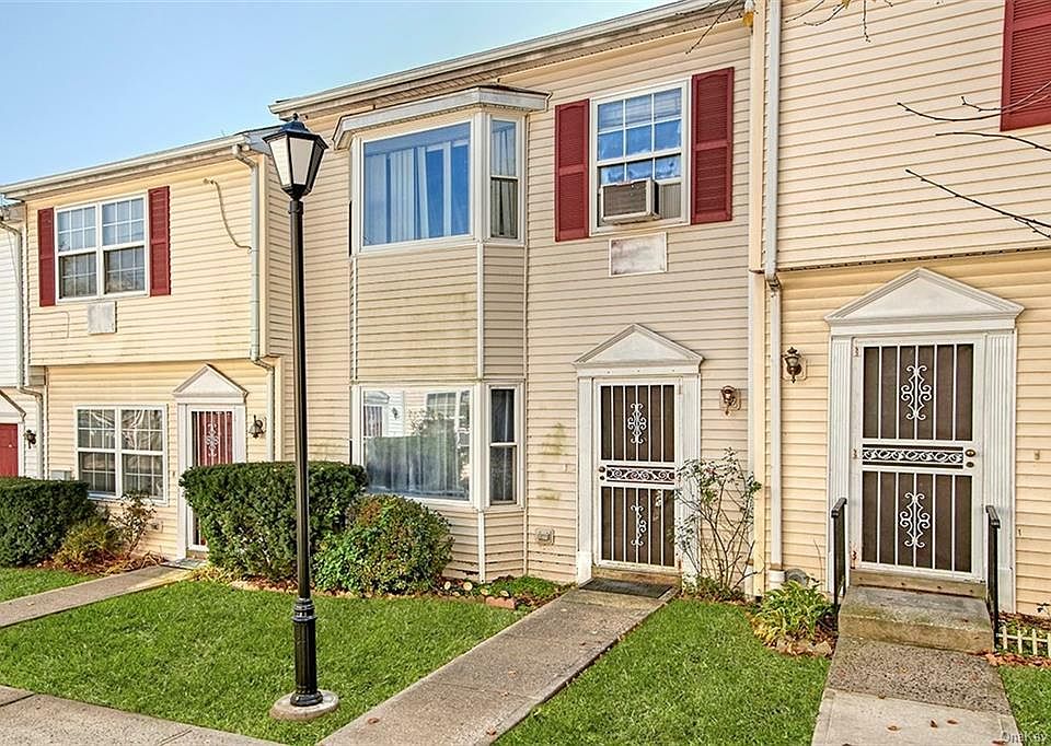 1st image of 10 Dell Ave Suite 103