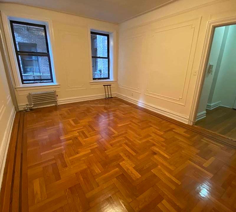 2nd image of 83-43 118th St #N20