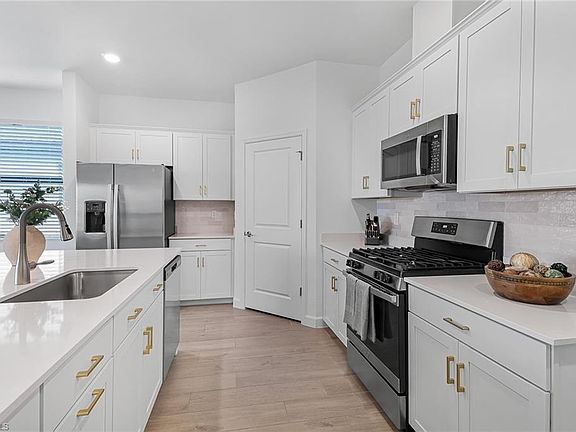 5th image of 18575 Ives DR