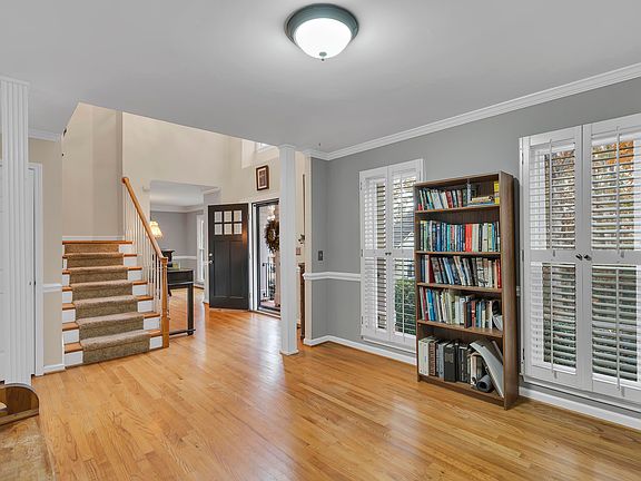 4th image of 138 Warrenton Way