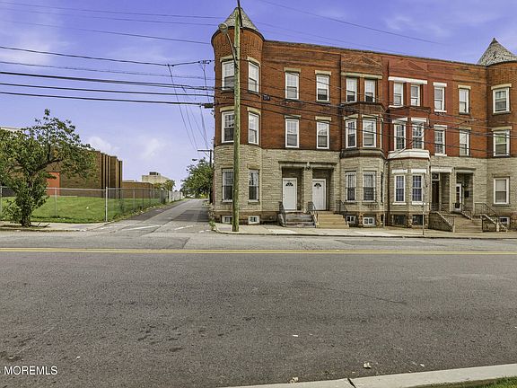 2nd image of 132 Court Street