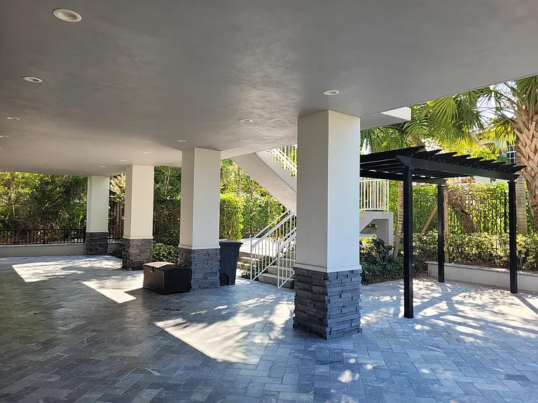 11810 SE Dixie Hwy #1 — Photo 9