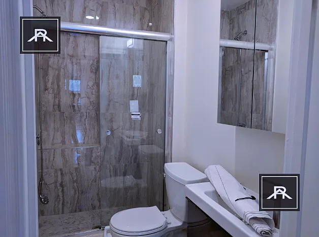 1614 Beacon St #3 — Photo 23