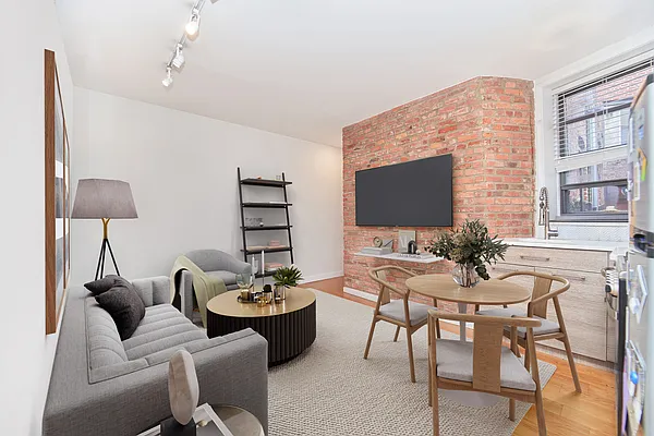 Rented by Living New York | media 1