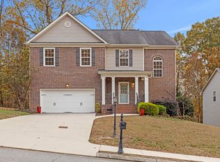 7160 Neville Dr, Ooltewah, TN 37363