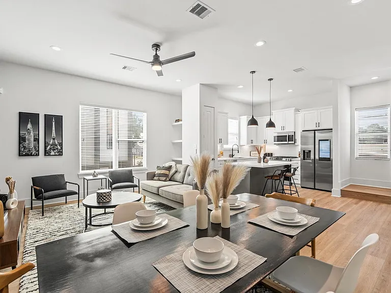 1307 Oak Tree Forest Ct — Photo 4