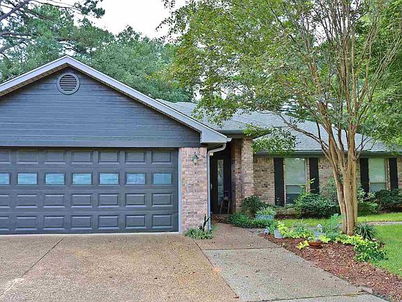 2nd image of 218 Grass Knoll Dr