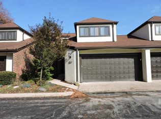 206 Saint Pierre St, Worthington, OH 43085