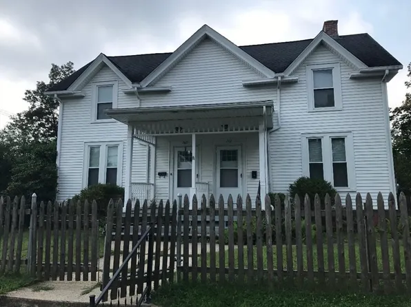 141-143 Berkshire St, Indian Orchard, MA 01151