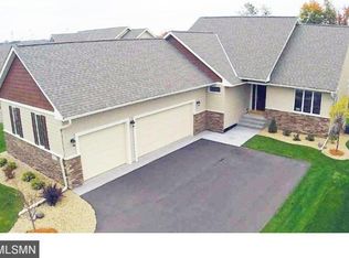 11798 Erskin Cir, Blaine, MN 55449