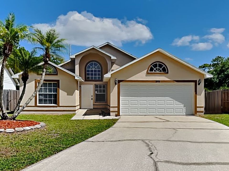1st image of 1073 Brielle Ct