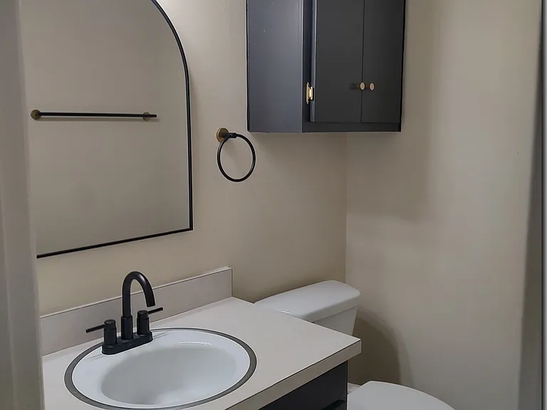 6023 S Madison Ave — Photo 11