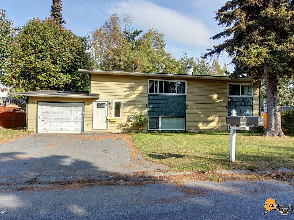 1st image of 7411 Blackberry St