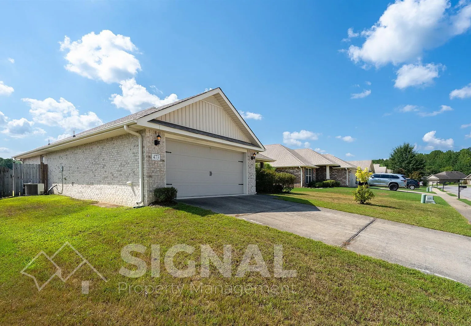 3 bed, 2.0 bath, 1683 sqft, $1,975 — Photo 3