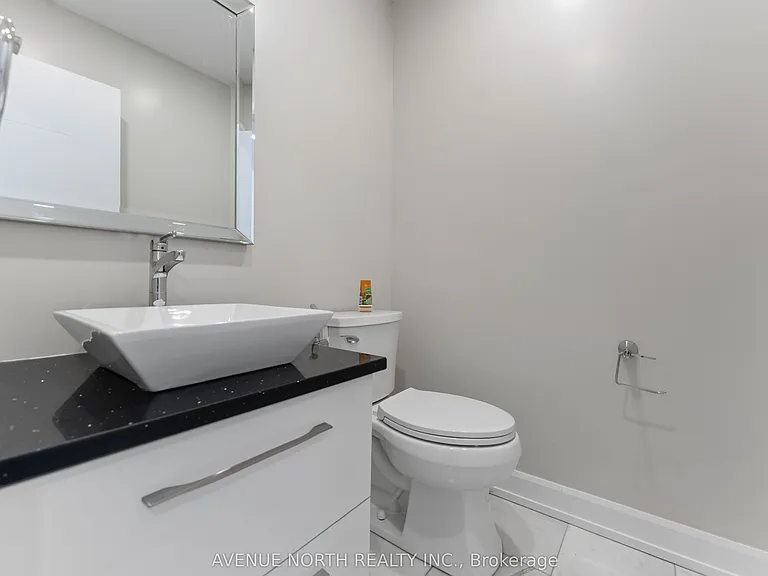 2676 Ayers Ave — Photo 9