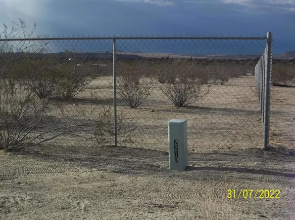 64806 Chollita Rd, Joshua Tree, CA 92252