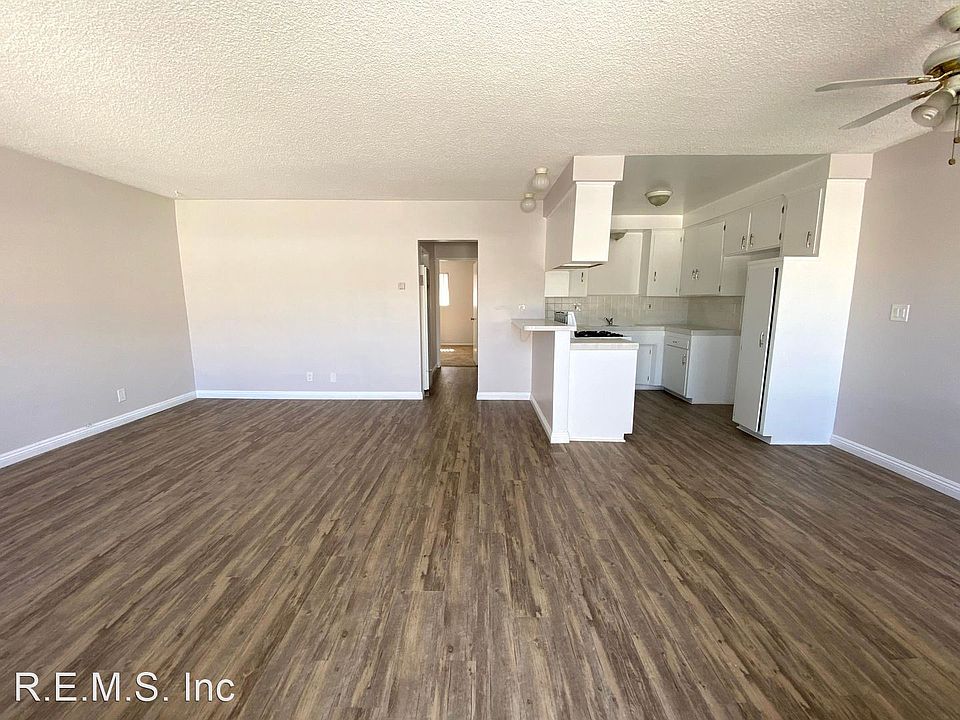 1st image of 4332 W 135th St #C