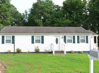 3610 Settlers Ln, Hopewell, VA 23860