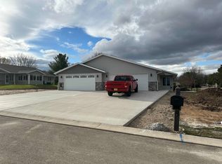 1638 Balsam Ct, Shawano, WI 54166