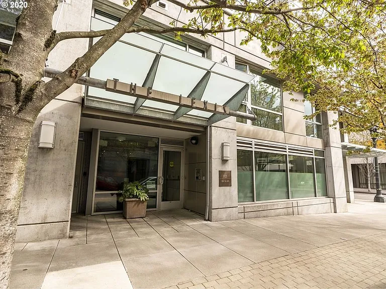 1125 NW 9th Ave #420 — Photo 24
