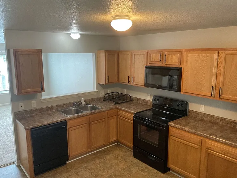 27 E Doris Ave #501 — Photo 8