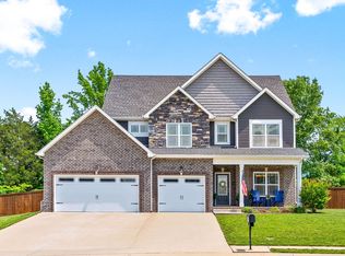 229 Ledina Ct, Clarksville, TN 37043