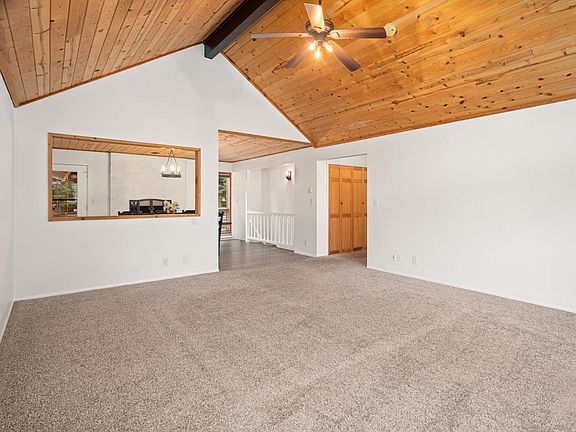5th image of 3260 N River Dr