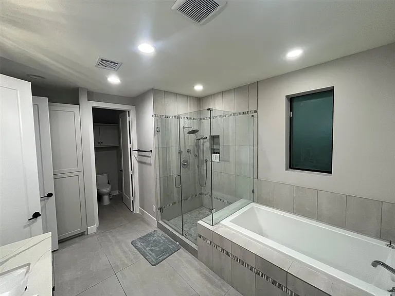 1503 Robin St #C — Photo 9