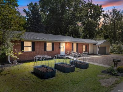 402 Kings Ct, Winona Lake, IN, 46590