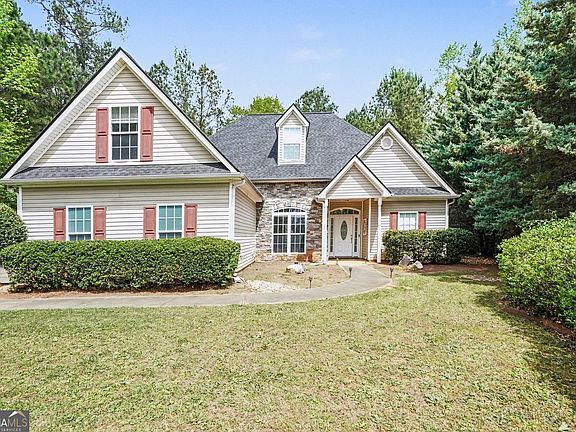 2nd image of 203 Rocky Creek Dr