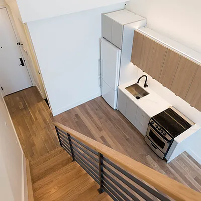 Rented by Nooklyn NYC LLC | media 11