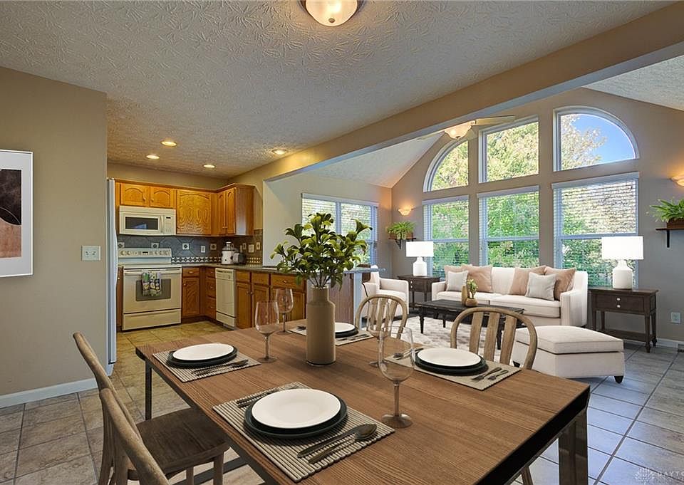 1st image of 6782 Evergreen Woods Dr