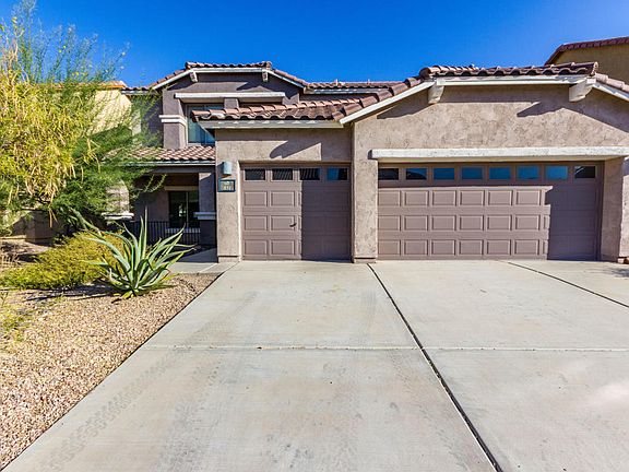 2nd image of 851 W Vuelta Granadina