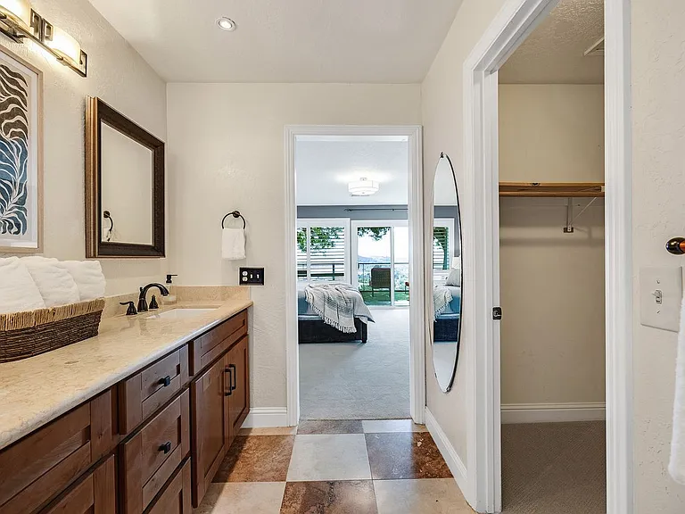 308 Panorama Ct — Photo 27